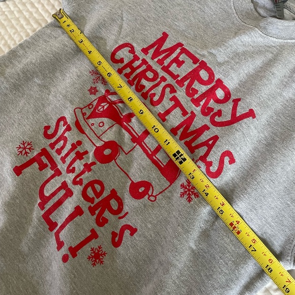 MERRY CHRISTMAS SHITTER'S FULL GREY W/RED SWEATSHIRT SIZE SM - Picture 8 of 10